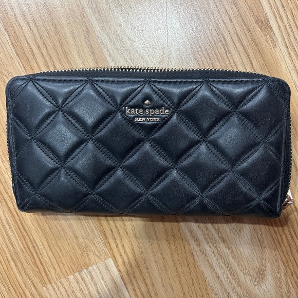 Kate spade Handbags - Kate Spade wallet